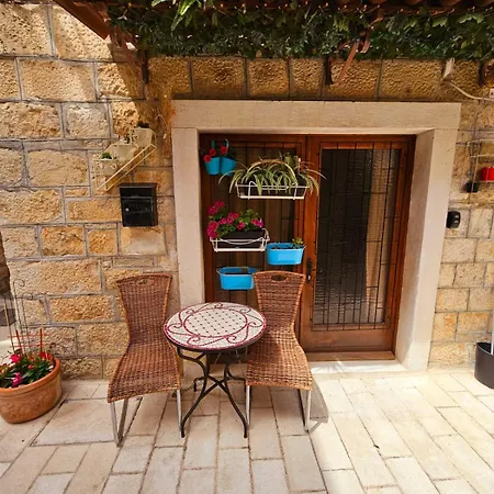 Ivan Apartment Trogir